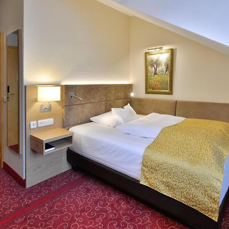 Best Western Plus Hotel Erb Vaterstetten Exterior photo