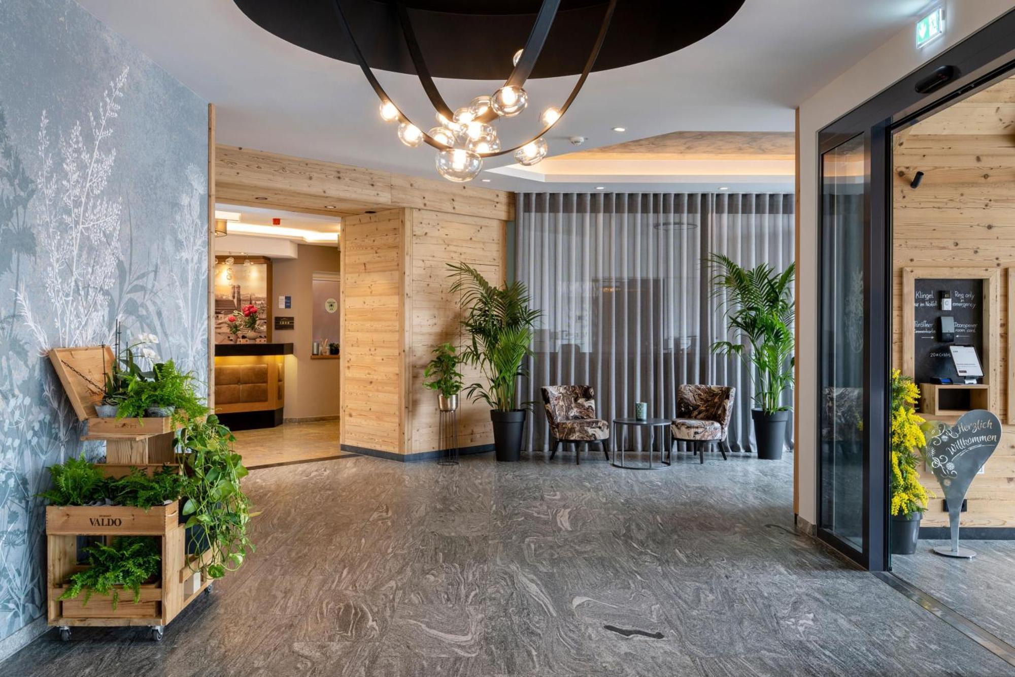 Best Western Plus Hotel Erb Vaterstetten Exterior photo