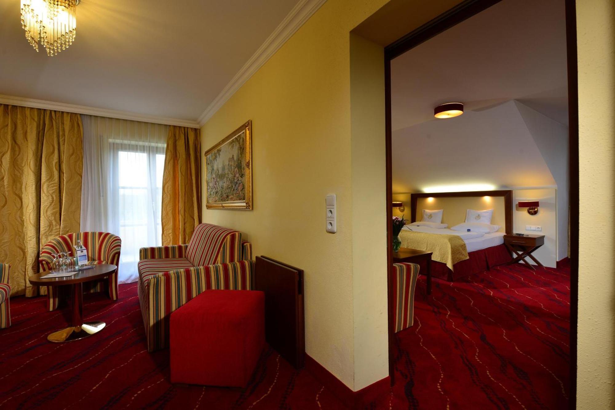 Best Western Plus Hotel Erb Vaterstetten Exterior photo